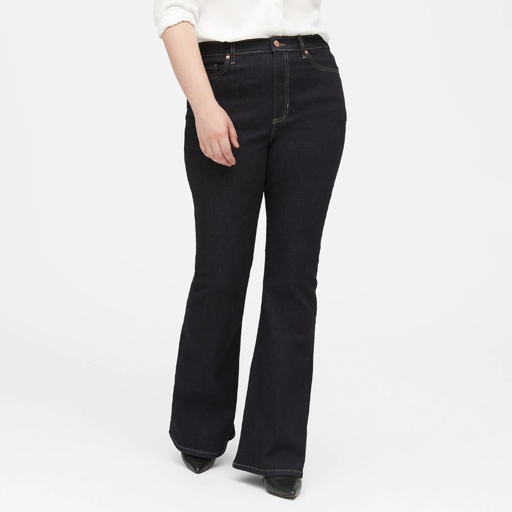 EUC Banana Republic High Rise Flare Jeans Dark Wash 32